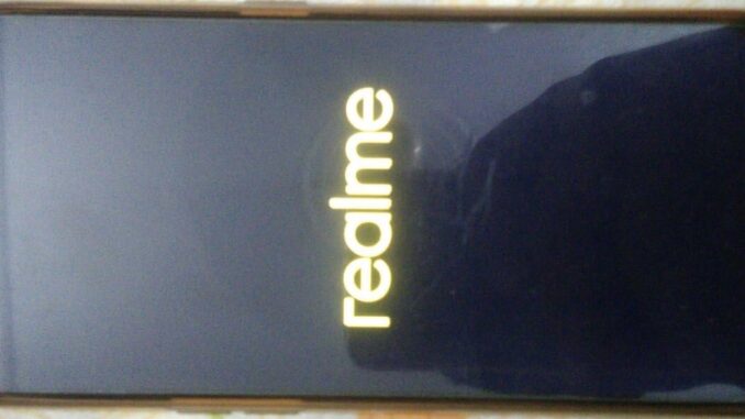 Realme stuck on logo problem solution